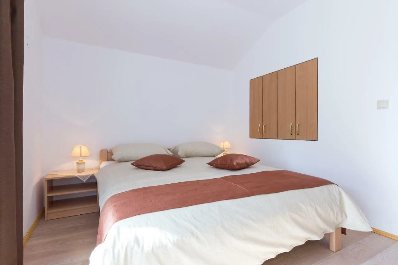Apartman Ivona Malinska Apartment